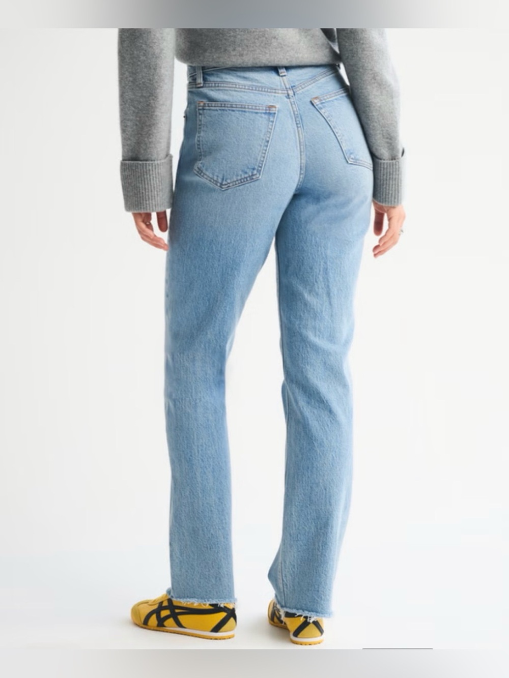 ABERCROMBIE & FITCH Ultra High Rise 90s Straight Jean CURVE LOVE